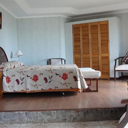 Iorana Isla de Pascua Hotel Hanga Roa Habitación foto